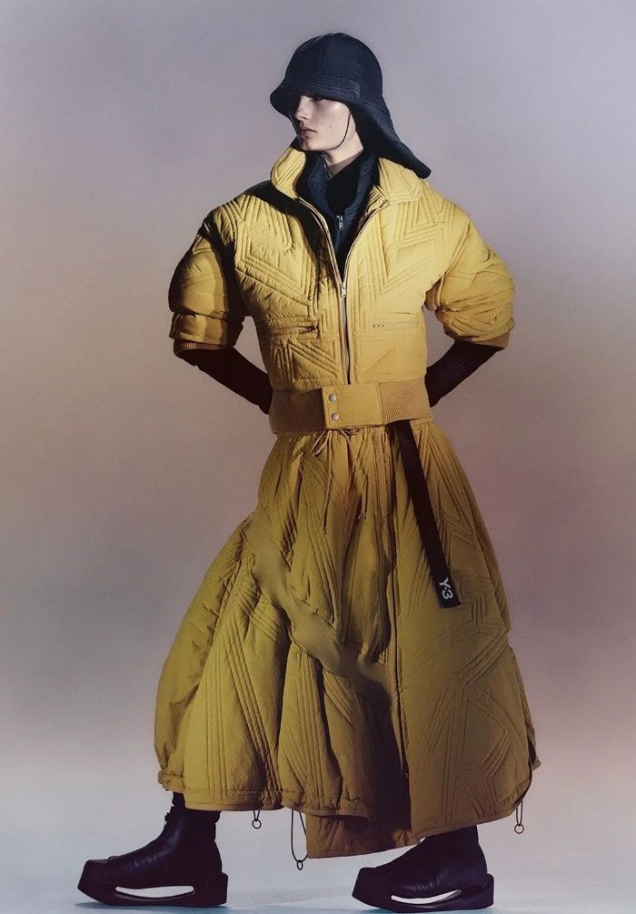 雪源生态鹅业新品速递:羽绒服流行趋势与穿搭推荐(图3) 雪源生态鹅业新品速递:羽绒服流行趋势与穿搭推荐(图3)