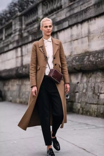 浅驼色系带毛呢大衣：65%羊毛混纺与可拆卸腰带设计(图2)