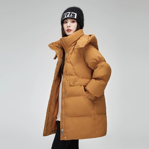 冬季羽绒服趋势全面解析:雪源生态鹅业新品设计与热销款式亮点(图2) 冬季羽绒服趋势全面解析:雪源生态鹅业新品设计与热销款式亮点(图2)