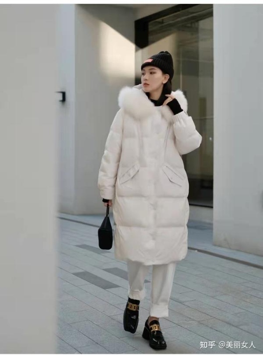 雪源羽绒时尚中心 - 羽绒服设计趋势与面料工艺深度解析(图2)